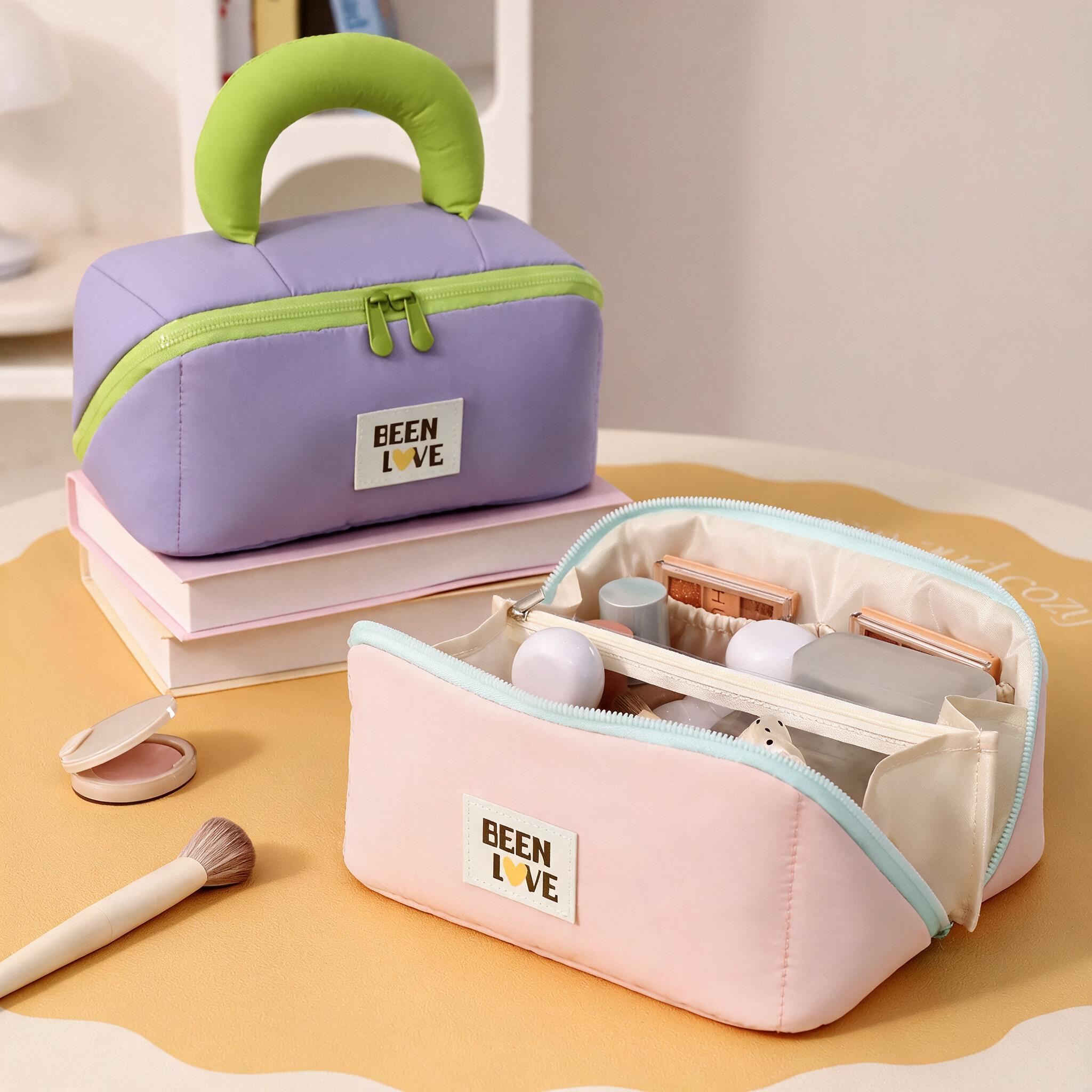 Large Capacity Travel Makeup Organizer Bag with Handle