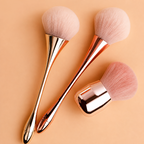 Large Fluffy Blush & Powder Brush with Soft Synthetic Bristles