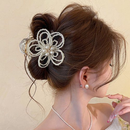 Pearl Flower Claw Hair Clip