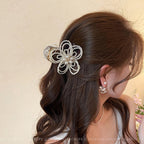 Pearl Flower Claw Hair Clip