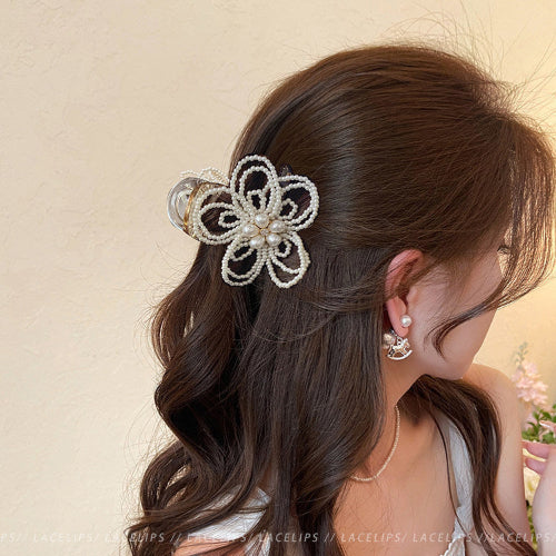 Pearl Flower Claw Hair Clip