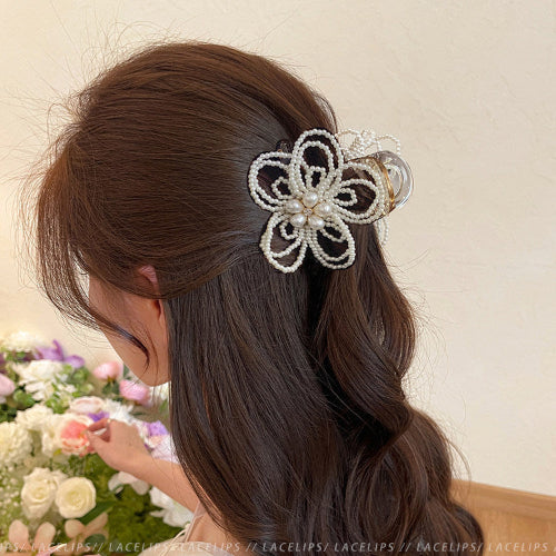Pearl Flower Claw Hair Clip
