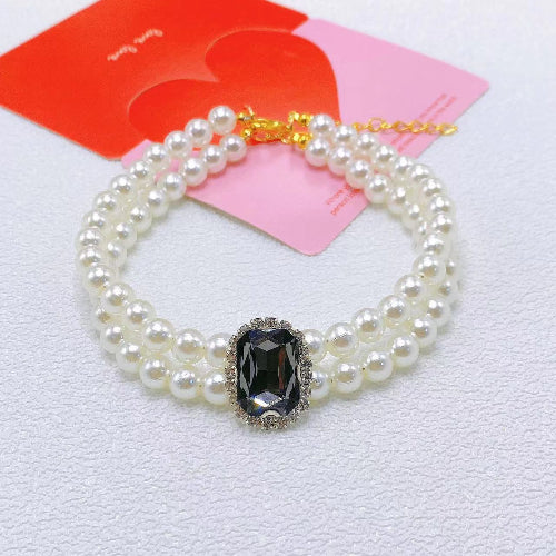 Vintage Pearl Cat Collar with Gem Pendant